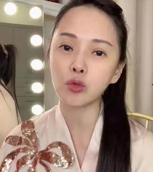 小优娱乐圈大爆料,揭秘明星幕后故事与真实生活  第3张